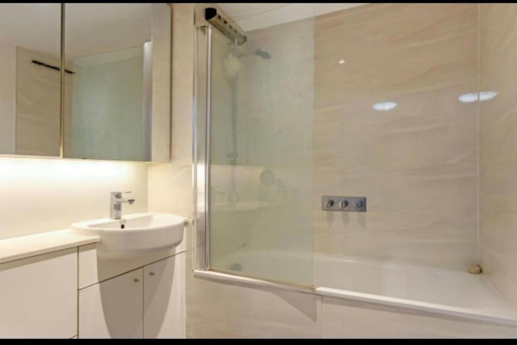 Large One Bedroom With Balcony
